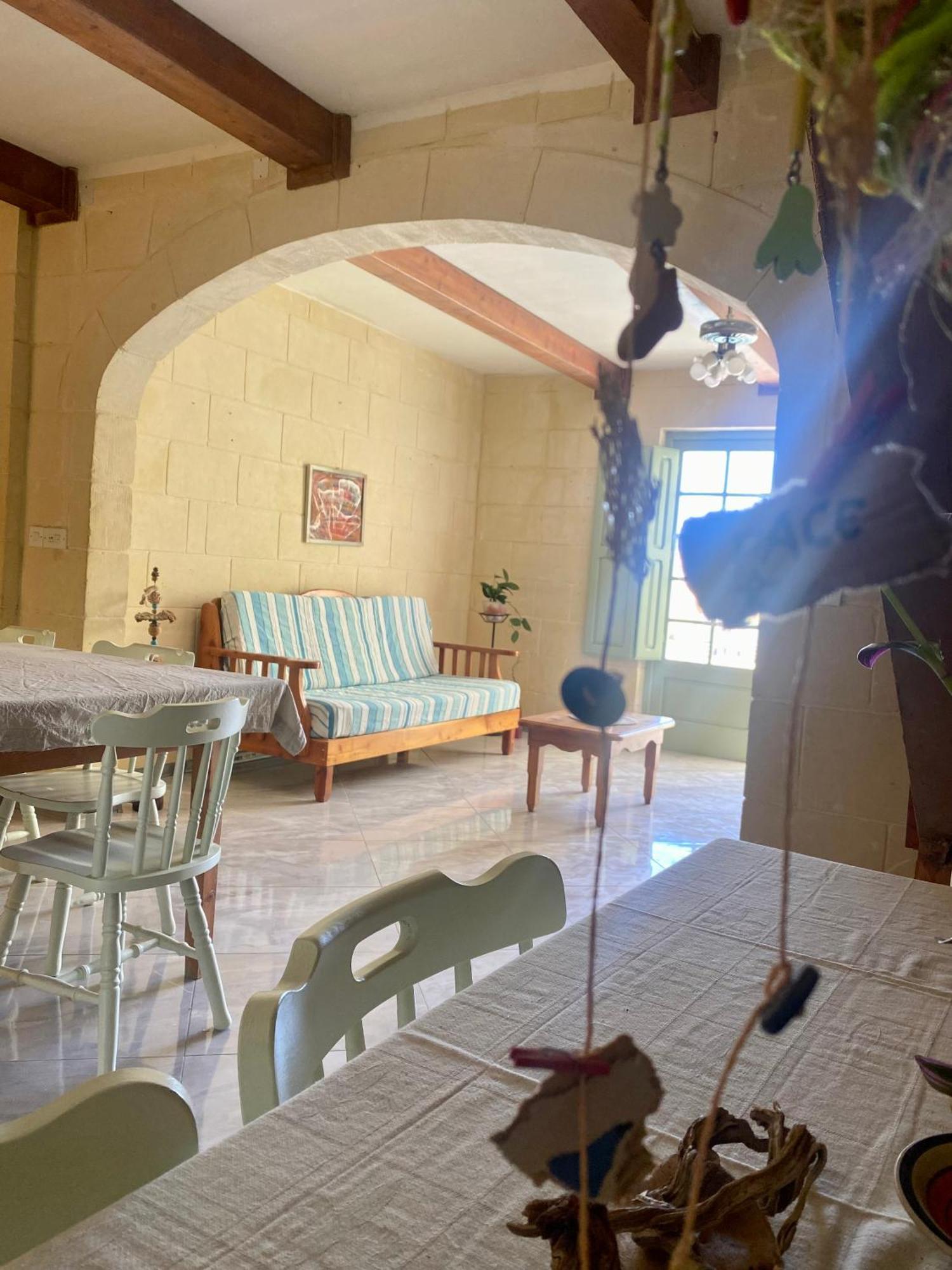 Mystic Flower B&B Birbuba Екстериор снимка