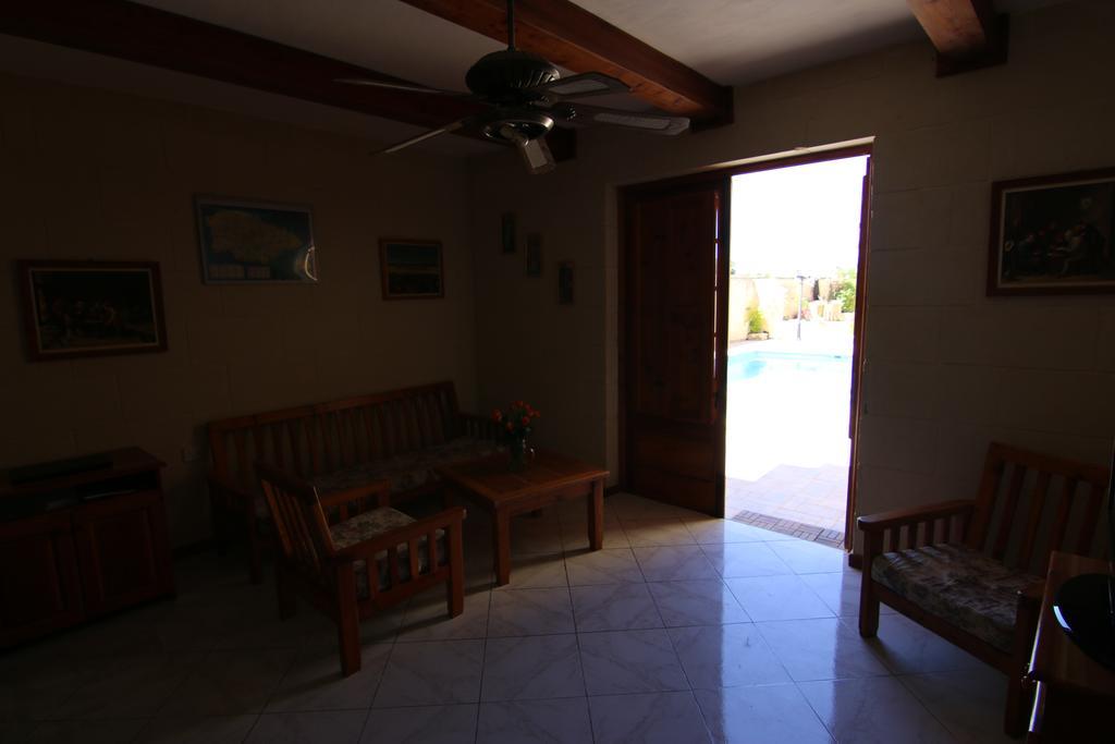 Mystic Flower B&B Birbuba Екстериор снимка